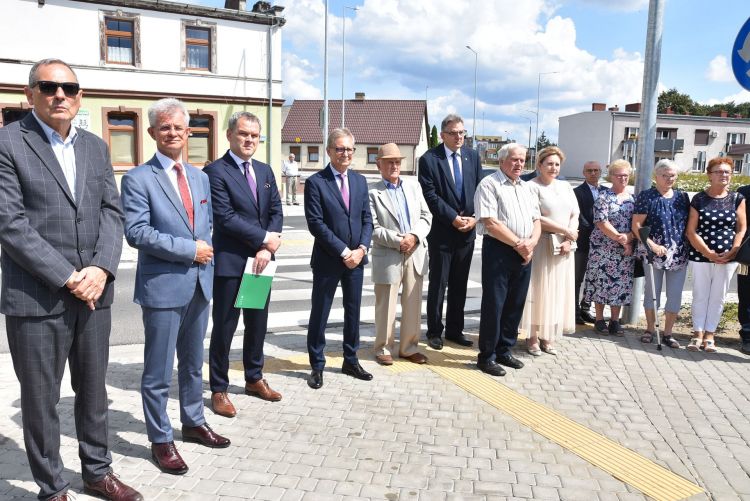 symbolicznie otwarcie ronda w Margoninie