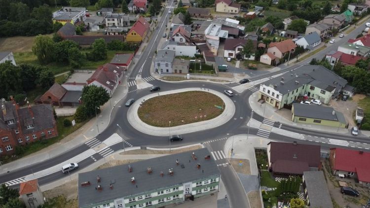 symbolicznie otwarcie ronda w Margoninie