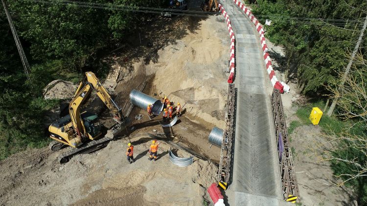 Trwa przebudowa przepustu w Łukowie