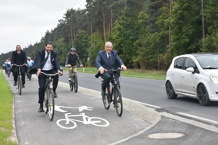 Ścieżka pieszo-rowerowa Sława Wielkopolska – Skoki