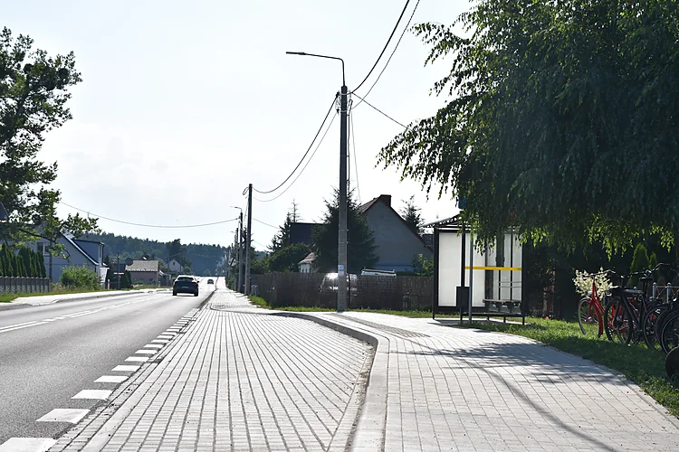 Rozbudowana droga wojewódzka nr 191 w Zacharzynie