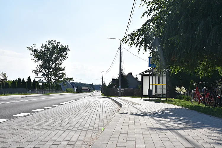 Rozbudowana droga wojewódzka nr 191 w Zacharzynie