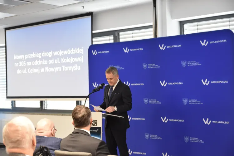 otwarcie nowego odcinka drogi wojew&oacute;dzkiej nr 305